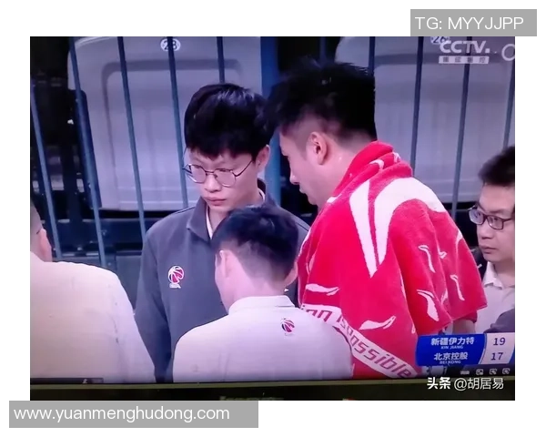 在线直播新疆队对阵同曦队争夺篮球赛季重要胜利的精彩对决