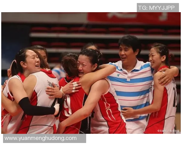 辽宁女排与天津女排激战正酣争夺排球赛季冠军荣耀