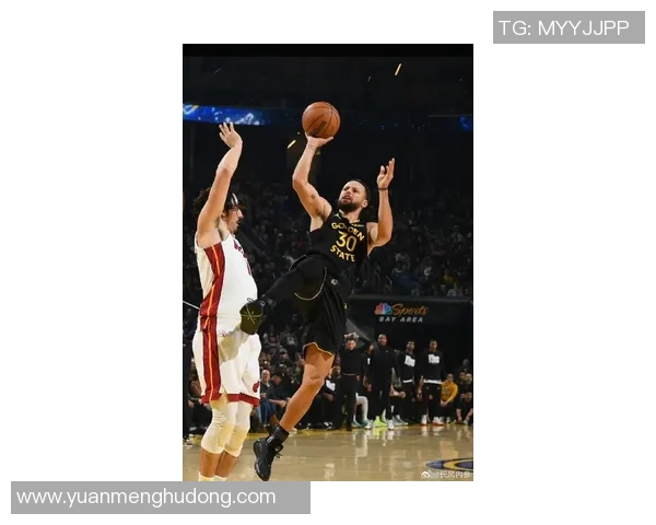 库里单场狂砍40分助勇士逆转热火展现超强实力