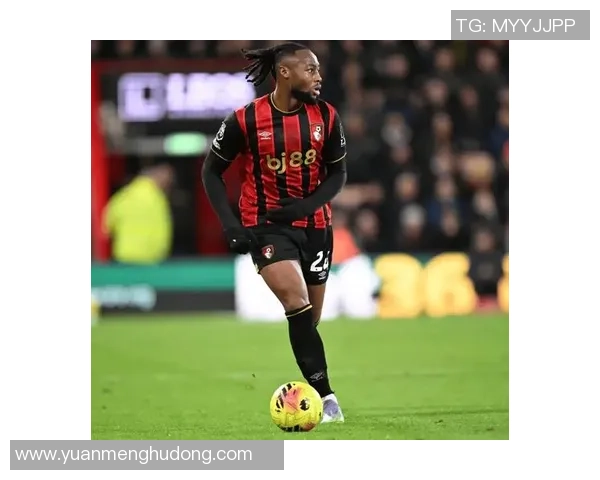 欧冠激战萨克达对决曼城谁能在绿茵场上笑到最后