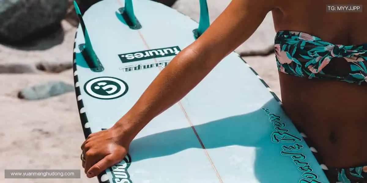 ⚽ 实时直播，让你身临其境感受赛场心跳！📺